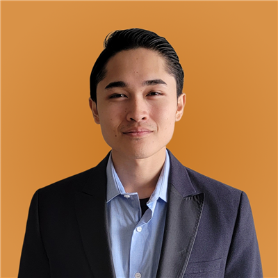 Portrait of Vic Roque, founder of DeskWolf